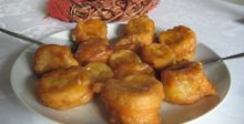 fertige Bananenstückchen mit Honig