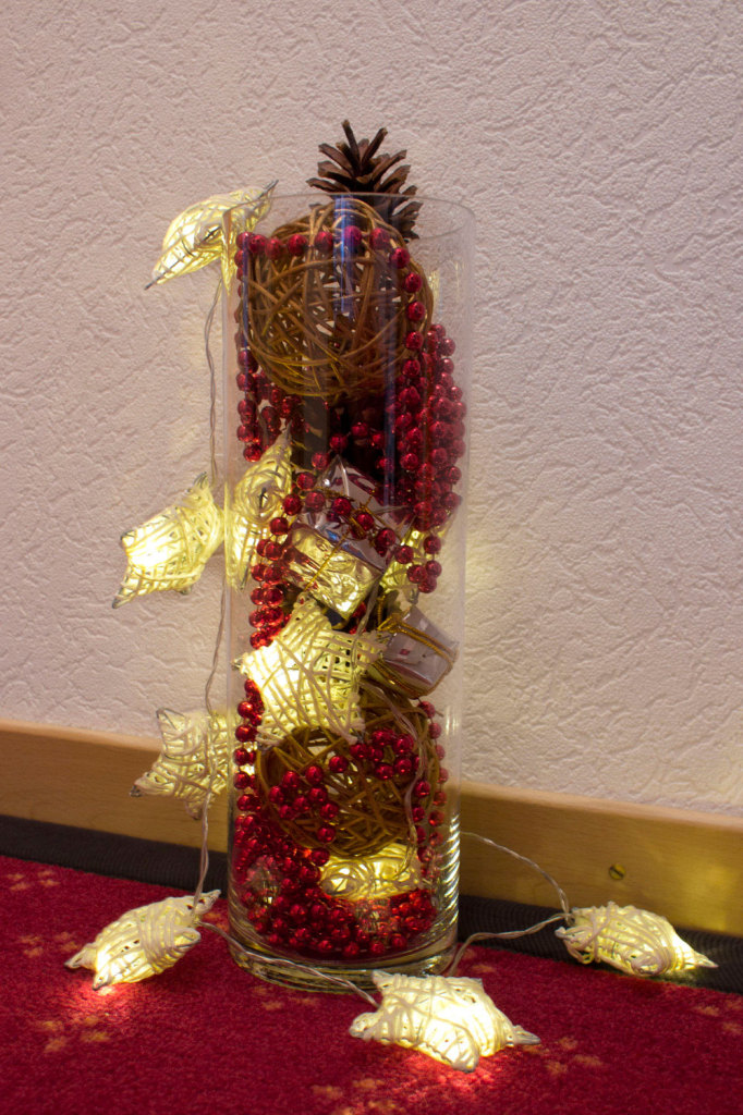 Weihnachtsdeko - Gefüllte Vase